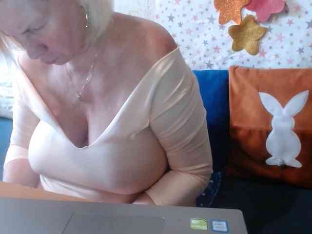 LanaStar1 webcam