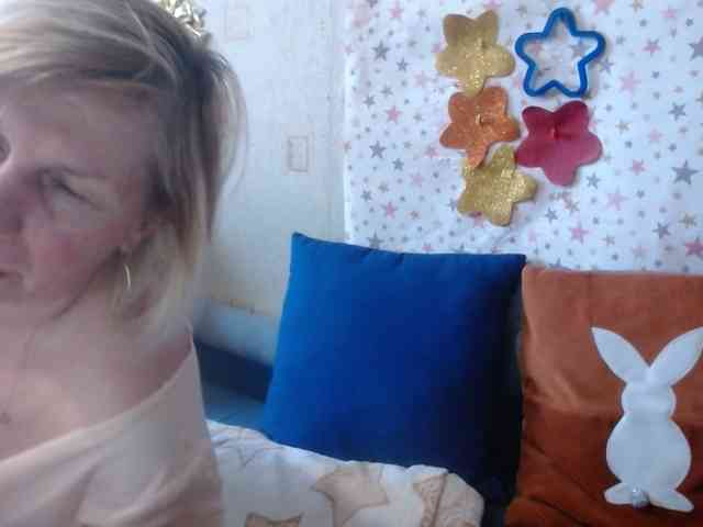 LanaStar1 webcam