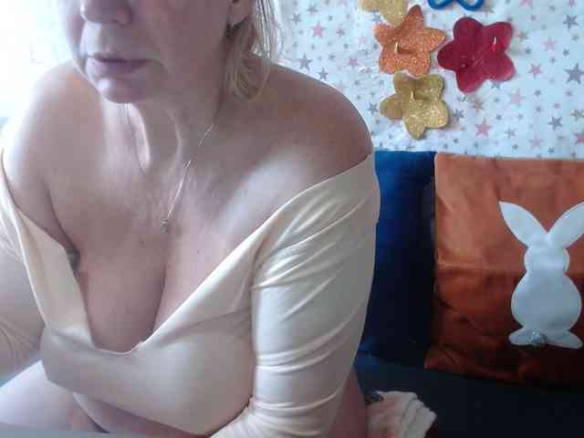 lanastar1 Live Webcam on BongaCams