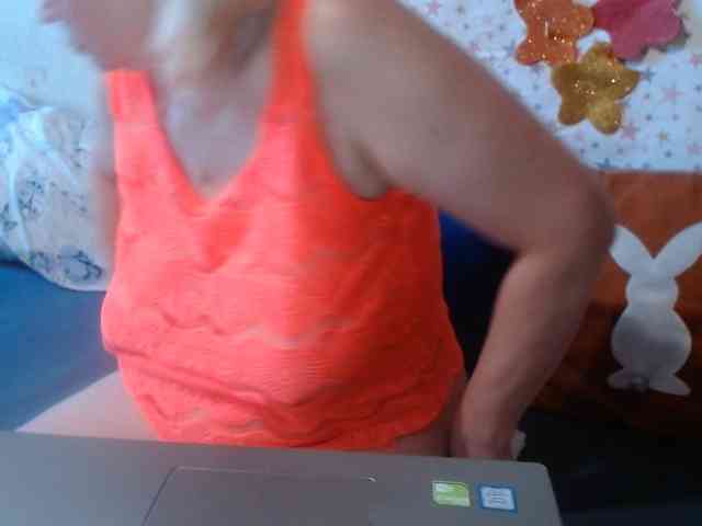 LanaStar1 webcam
