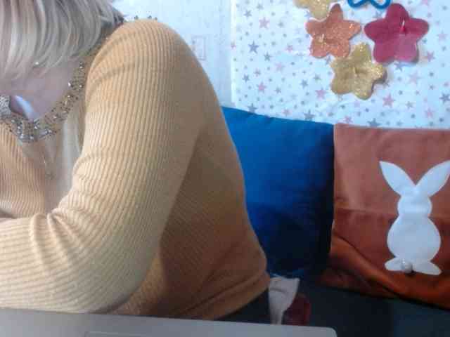 LanaStar1 webcam