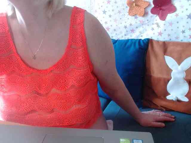 LanaStar1 webcam