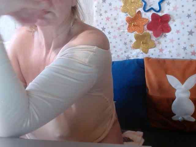 LanaStar1 webcam