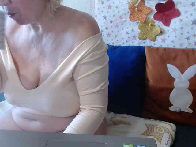 LanaStar1 webcam