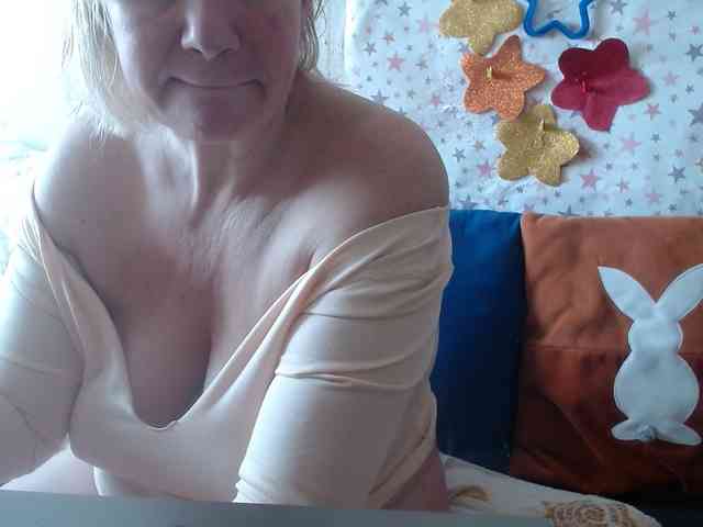 LanaStar1 webcam