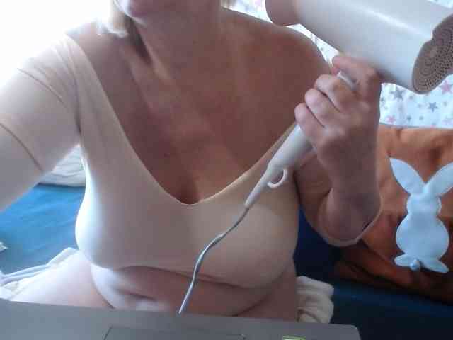 LanaStar1 webcam
