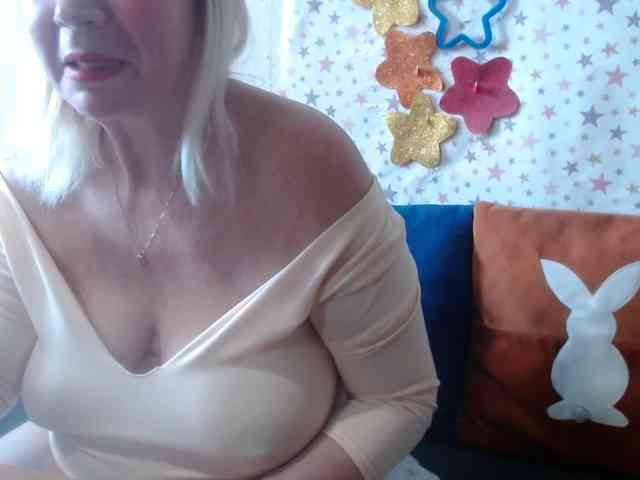 lanastar1 Live Webcam on BongaCams
