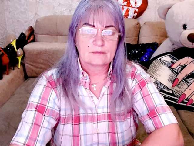 siberianberry's BongaCams show and profile