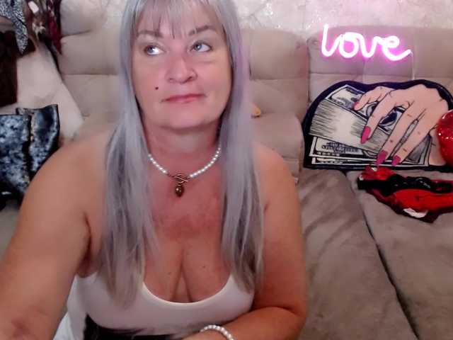 Goddess live cam preview