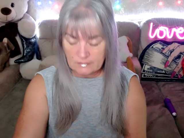 Goddess live cam preview
