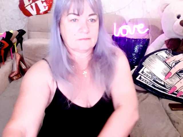 siberianberry Live Cam on BongaCams