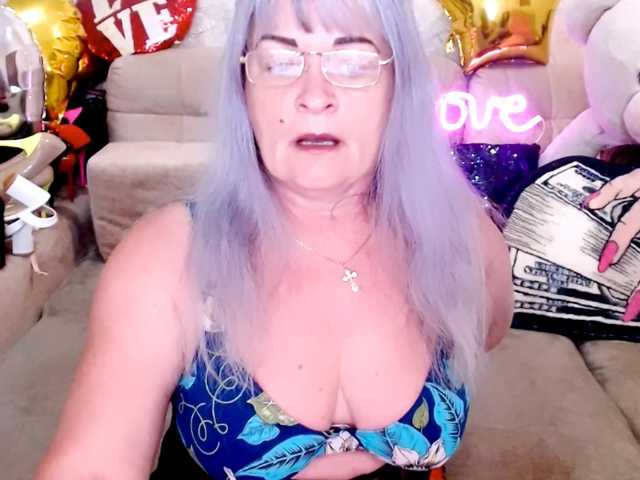 siberianberry live cam on BongaCams