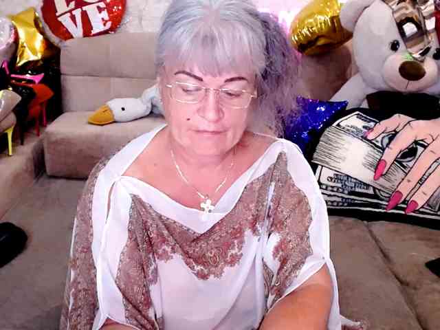 siberianberry — live female cam on BongaCams