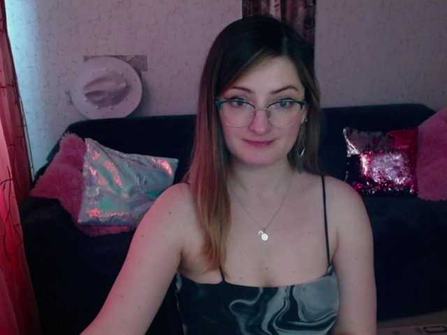 tastyariel live cam on BongaCams