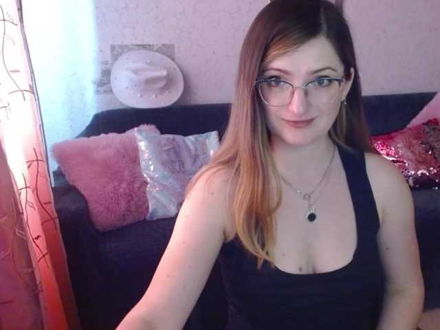 tastyariel live cam on BongaCams