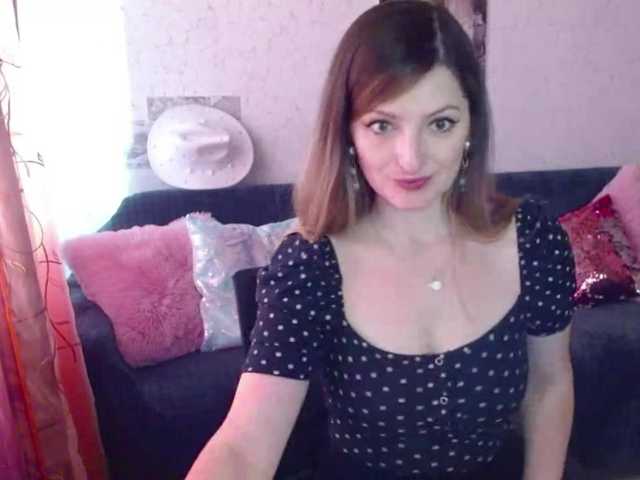 tastyariel live cam on BongaCams