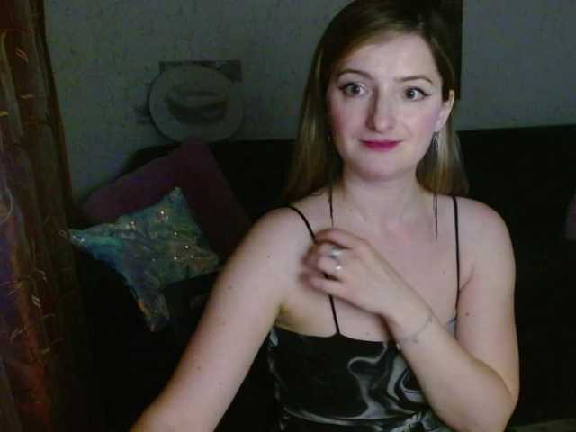 tastyariel live cam on BongaCams