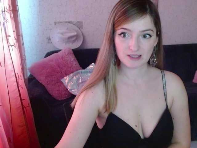 tastyariel live cam on BongaCams