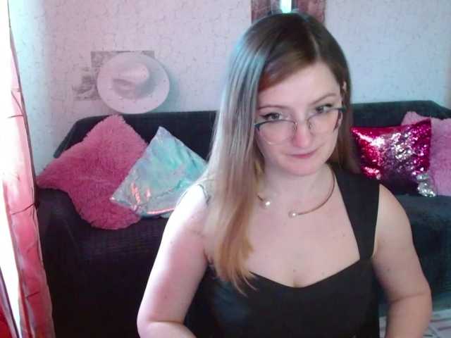 tastyAriel webcam bongacams model stream image
