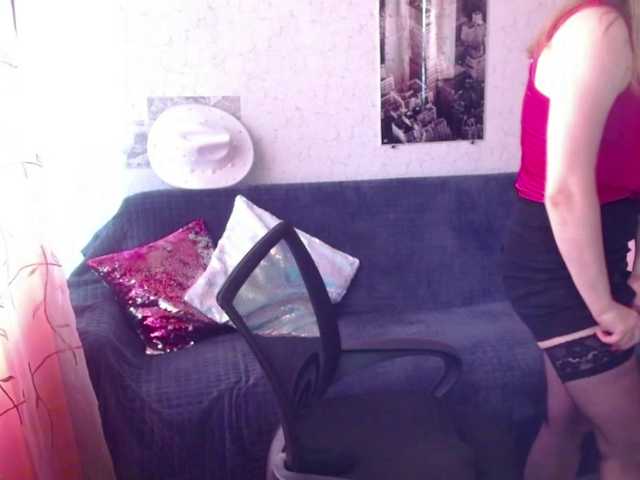 tastyariel live cam on BongaCams