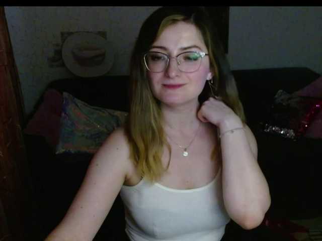 tastyariel live cam on BongaCams
