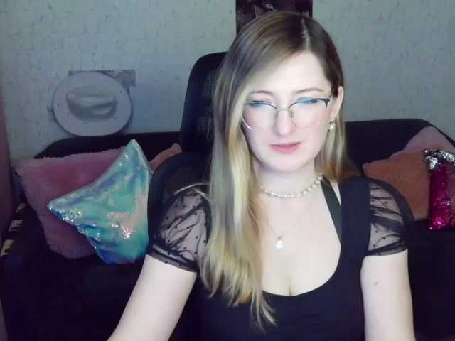 tastyariel live cam on BongaCams