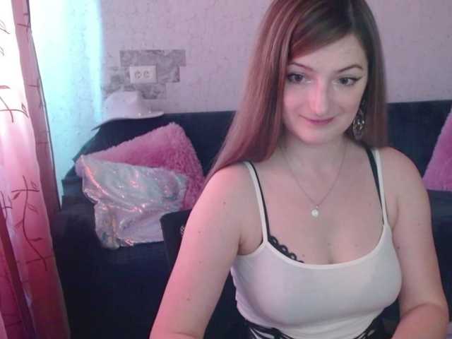 tastyariel live cam on BongaCams