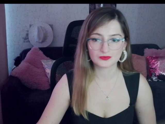 tastyariel live cam on BongaCams