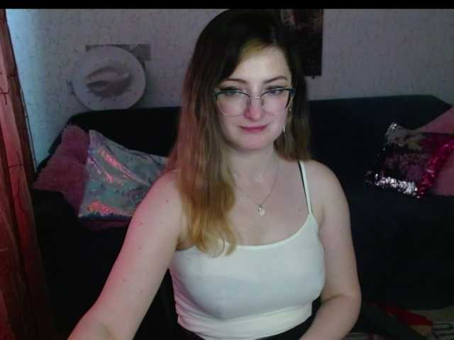 tastyariel live cam on BongaCams