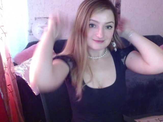 tastyariel live cam on BongaCams