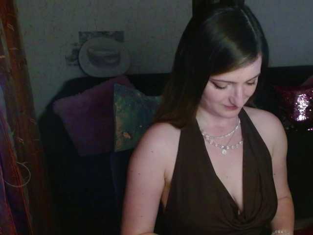 tastyariel live cam on BongaCams