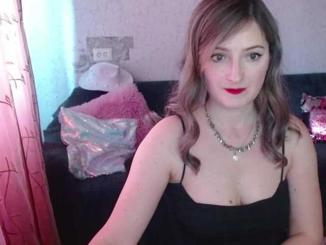tastyAriel live webcam show