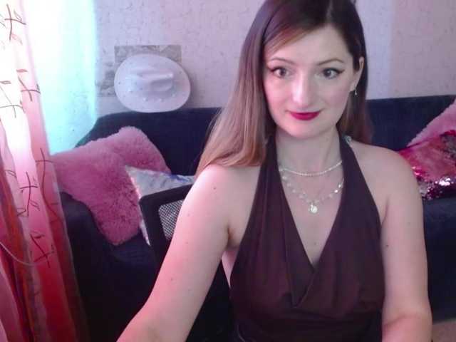 tastyariel live cam on BongaCams