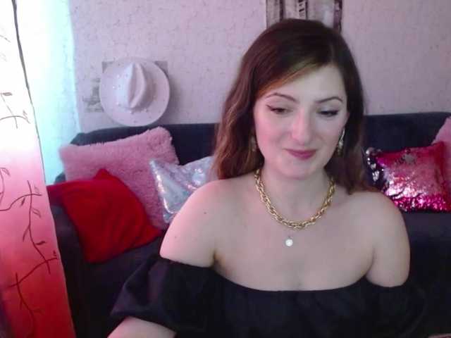 tastyariel live cam on BongaCams