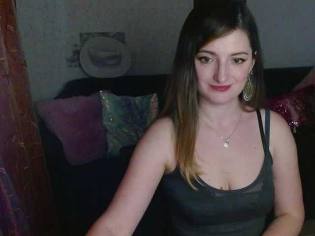 tastyariel live cam on BongaCams