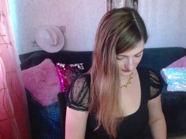 tastyariel live cam on BongaCams