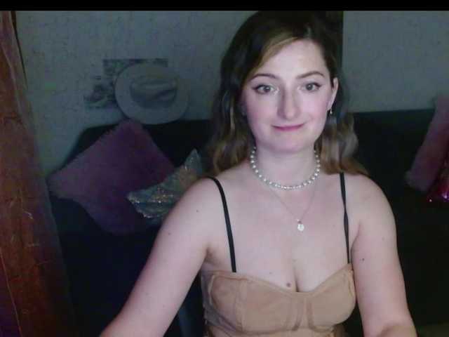tastyariel live cam on BongaCams