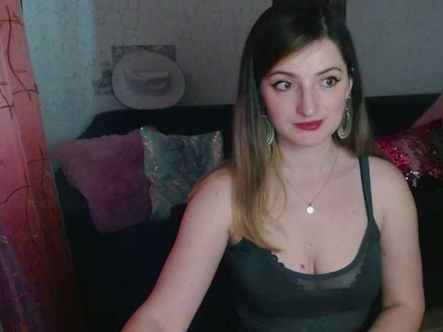 tastyariel live cam on BongaCams