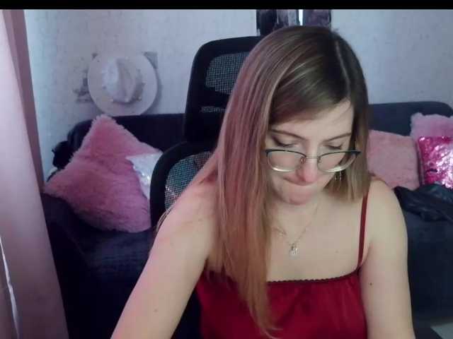 tastyariel live cam on BongaCams