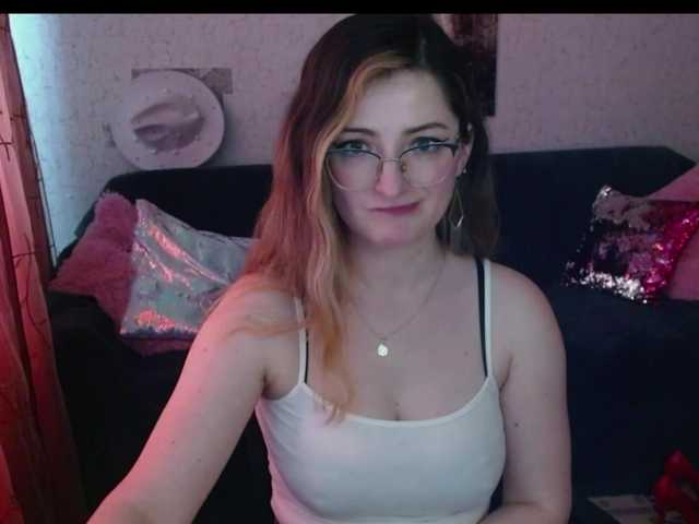 tastyariel live cam on BongaCams