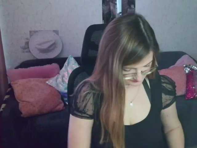 tastyariel live cam on BongaCams