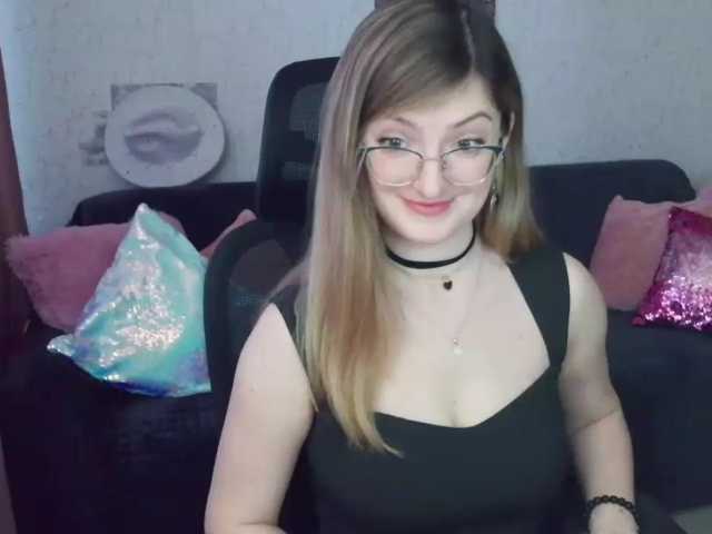 tastyariel live cam on BongaCams