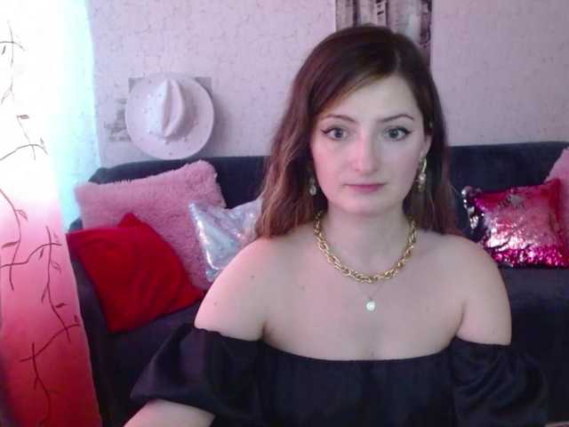 tastyariel live cam on BongaCams