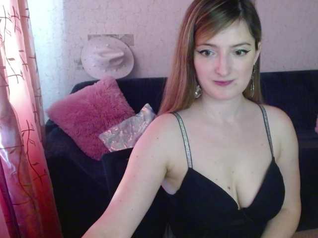 tastyariel live cam on BongaCams