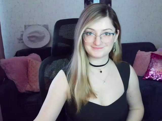 tastyariel live cam on BongaCams