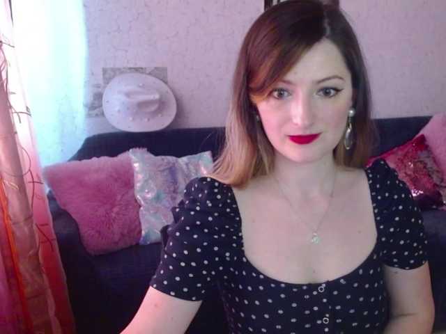 tastyariel live cam on BongaCams