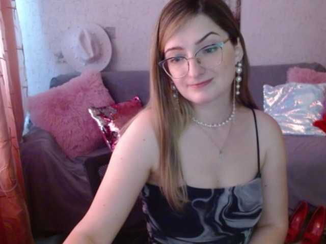 tastyariel live cam on BongaCams