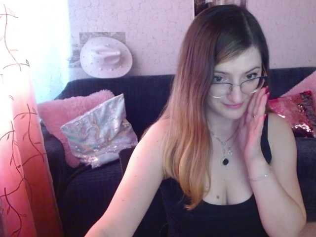 tastyariel live cam on BongaCams