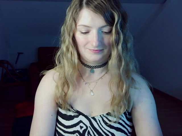 tastyariel live cam on BongaCams