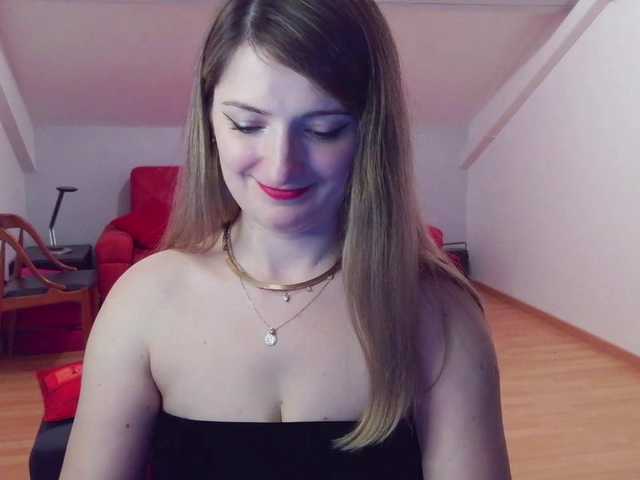 tastyAriel live cam preview